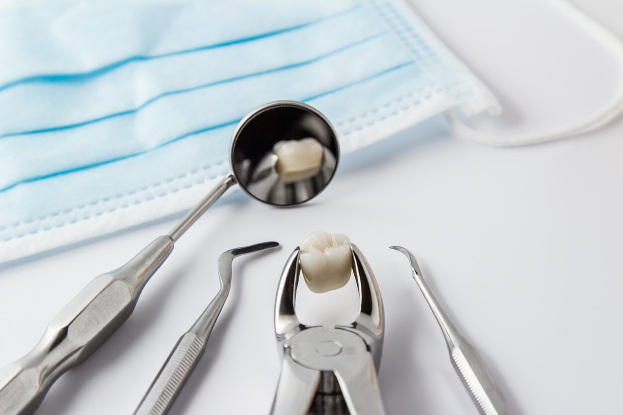 Platelet Rich Plasma (PRP) in the extraction of wisdom teeth Instituto Maxilofacial